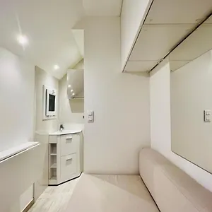 Le Petit Saint-louis Hébergement de vacances Paris