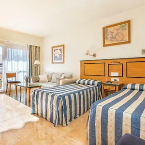  Apartment Pyr Frente Al Mar Spain