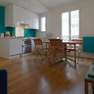 Quiet Near Montmartre Apartment Paris